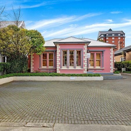 The Classic Villa Christchurch Exterior photo